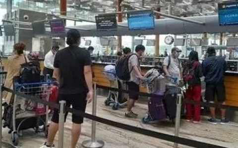 နိုင်ငံတကာလေကြောင်းလိုင်းခရီးသွား၁၀၀၀ကျော်ဝင်ရောက်