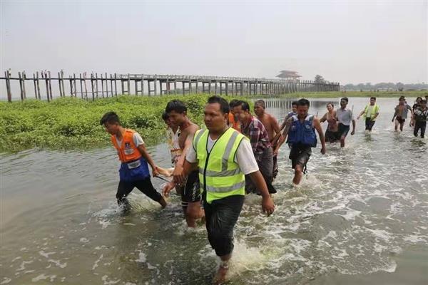 တောင်သမန်အင်းရေဆင်းကူးသောလူငယ်ရေနစ်သေဆုံး