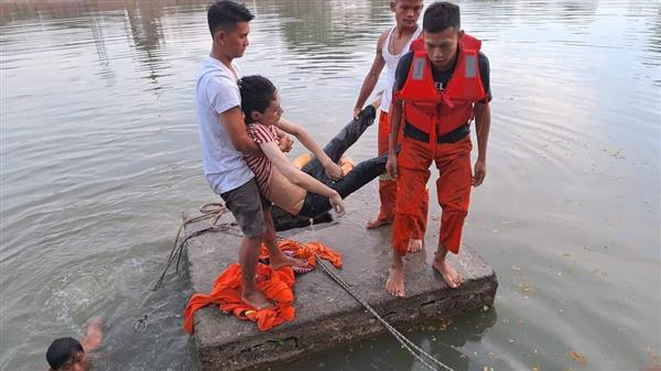 ဆေးတက္ကသိုလ်ကျောင်းသားတစ်ဦး မန္တလေးကျုံးရေပြင်အတွင်း ခုန်ချပြီးအဆုံးစီရင်ခဲ့ 