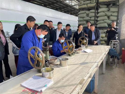 တယ်ဟုန်ပြည်နယ်ခွဲသို့ သွားရောက်လေ့လာ