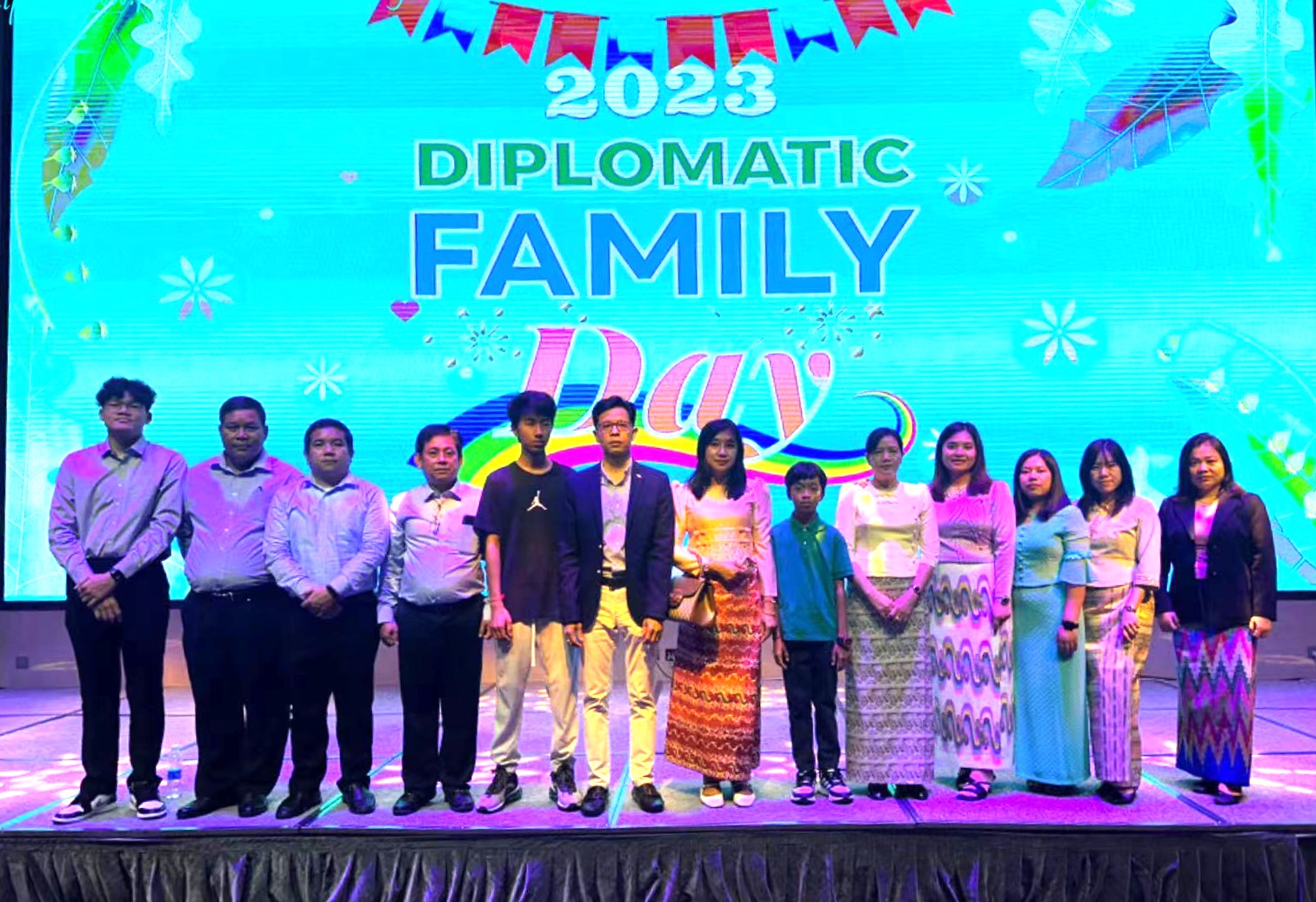 ကူမင်းမြို့တွင်ကျင်းပသည့် Diplomatic Family Day 2023 သို့ မြန်မာကောင်စစ်ဝန်ချုပ်ရုံးမှ ပါဝင်တက်ရောက်