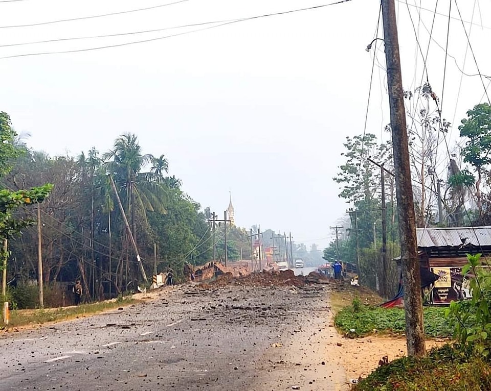 ရန်ကုန်-မော်လမြိုင် လမ်းမကြီးရှိ မိုးကောင်းတံတား ကျိုးကျပျက်စီး