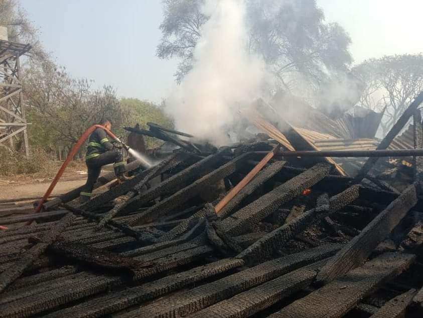 မုံရွာမြို့ အမှတ်(၇၅)သစ်စက် မီးလောင်မှုဖြစ်ပွား
