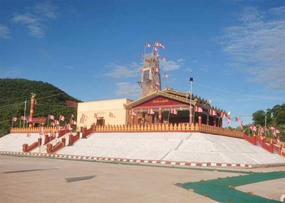 မြန်မာဝမ်ပေါင်မှ လက်ပံတောင်းတောင် ကြေးနီစီမံကိန်း ပတ်ဝန်းကျင်ရှိ ဘုန်းတော်ကြီးကျောင်း (၄၇) ကျောင်းသို့ အလှူငွေများလှူဒါန်း